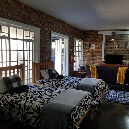 2K City Studios Not Self Catering Graskop Esterno foto