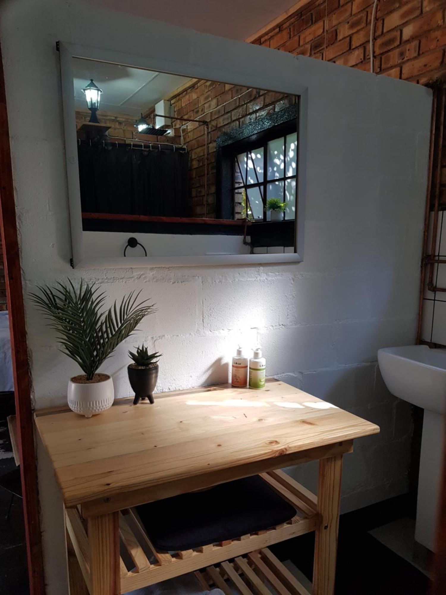 2K City Studios Not Self Catering Graskop Esterno foto