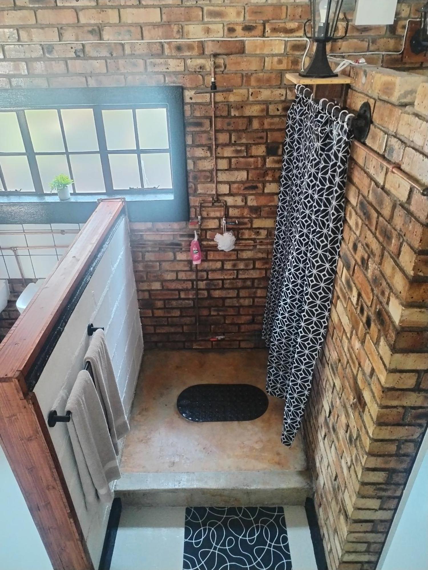 2K City Studios Not Self Catering Graskop Esterno foto