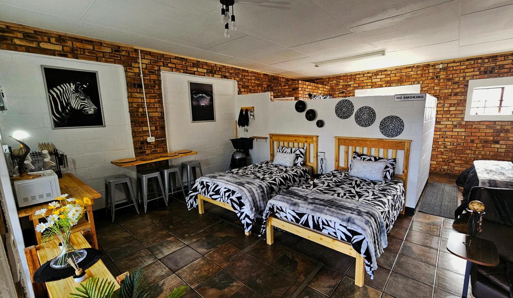 2K City Studios Not Self Catering Graskop Esterno foto